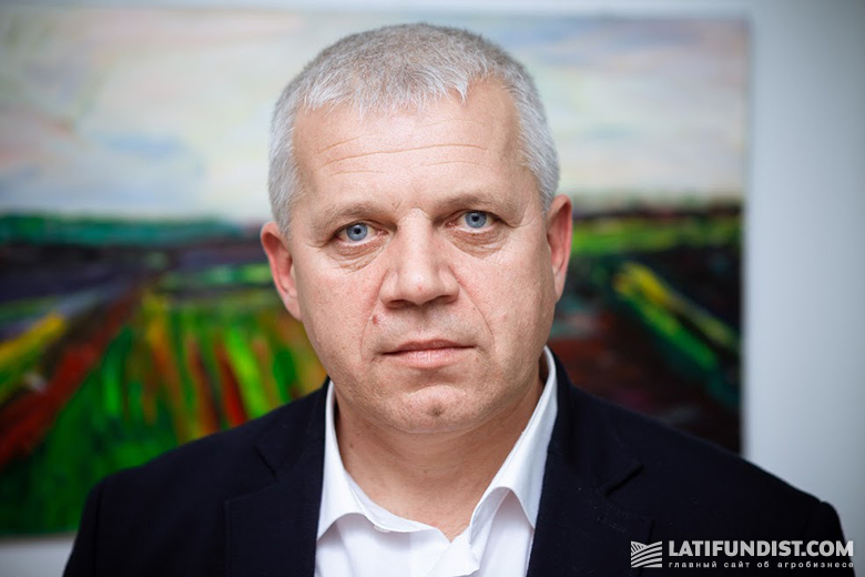 Александр Коваленко