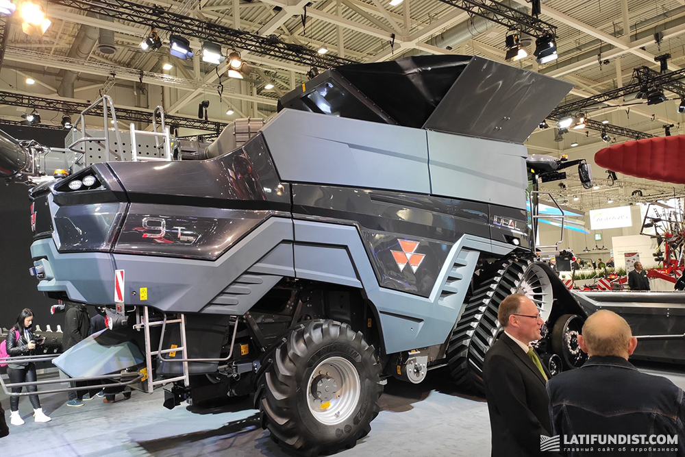 Комбайн Massey Ferguson Ideal на выставке Agritechnica 2019